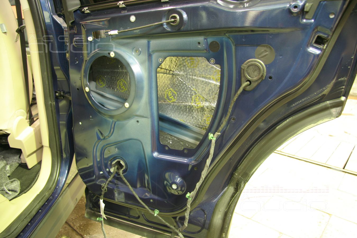 Необходимые и приятные мелочи для Land Rover FreeLander 2