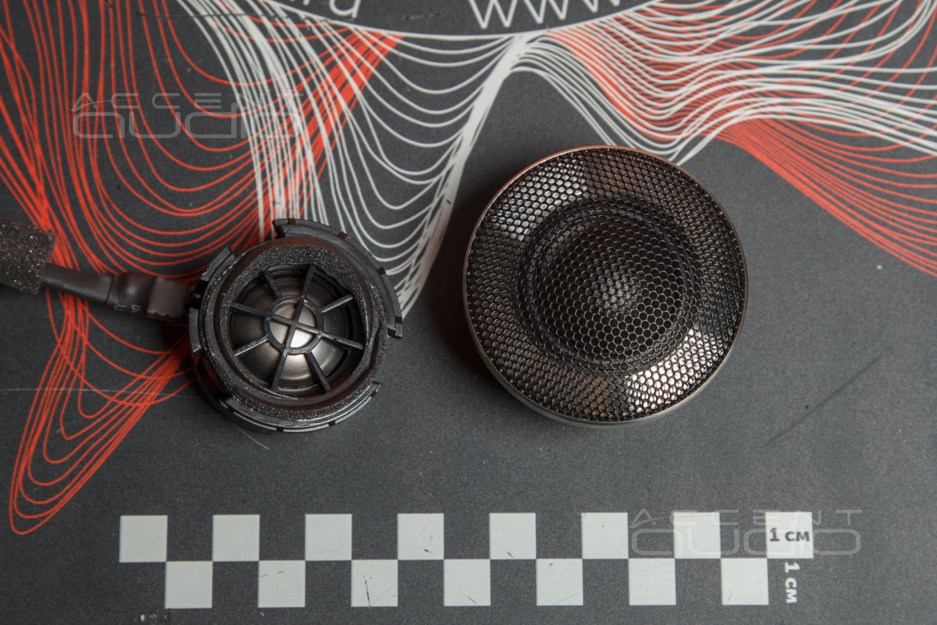 Новый дизайн стоек лобового стекла – подиумы не только для твитеров BRAX ML1