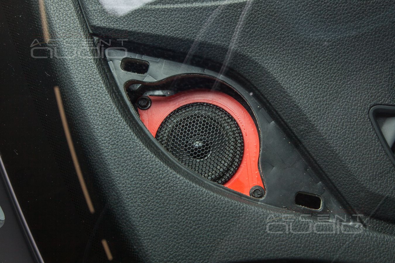 Установка широкополосных SOAudio 55NEO вместо дрянных твитеров для Audi A5