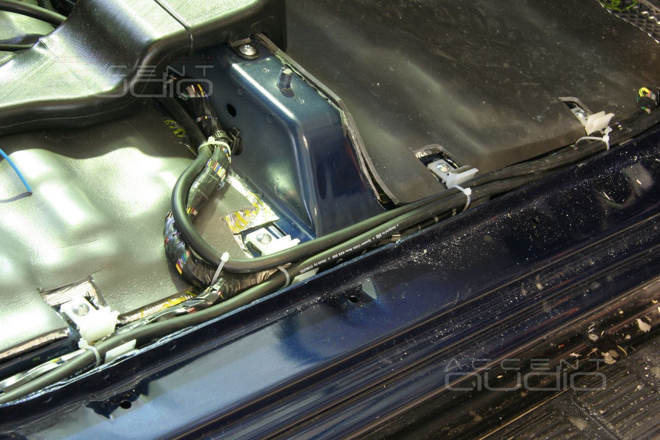 Hi-End для Mitsubishi Pajero Sport. Наше решение для настоящего звука в рамном внедорожнике Mitsubishi