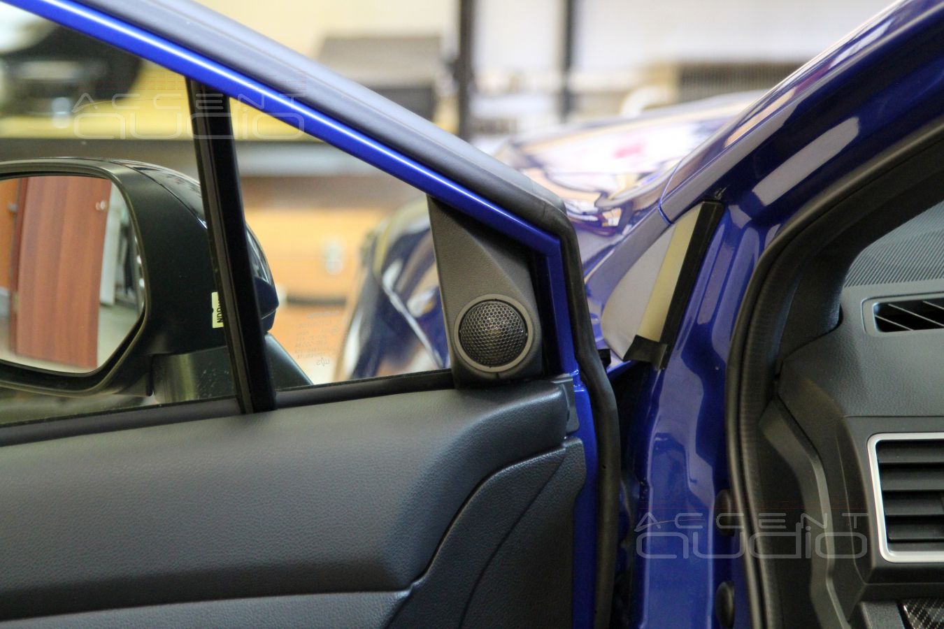 Куда установить твитеры в Subaru WRX ?