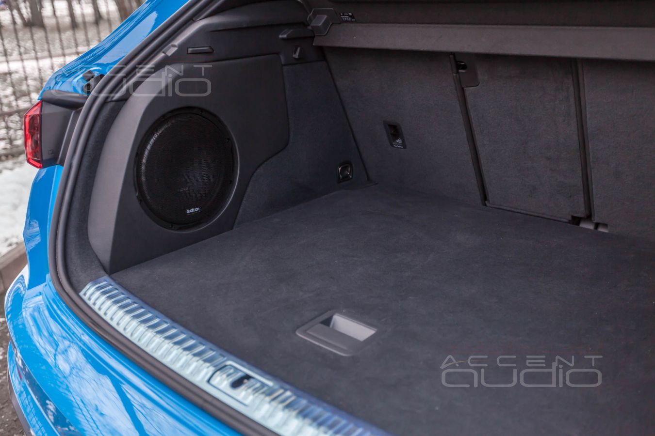 Сабвуфер-стелс специально для нового Audi A3