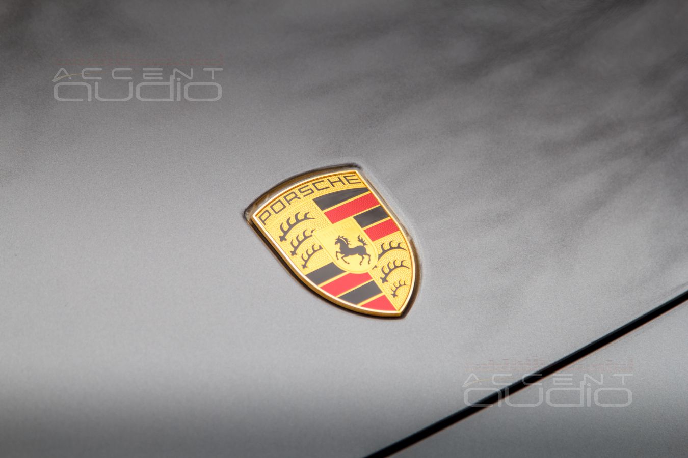 Новый, бюджетно-великолепный звук в Porsche Cayenne Coupe 2022