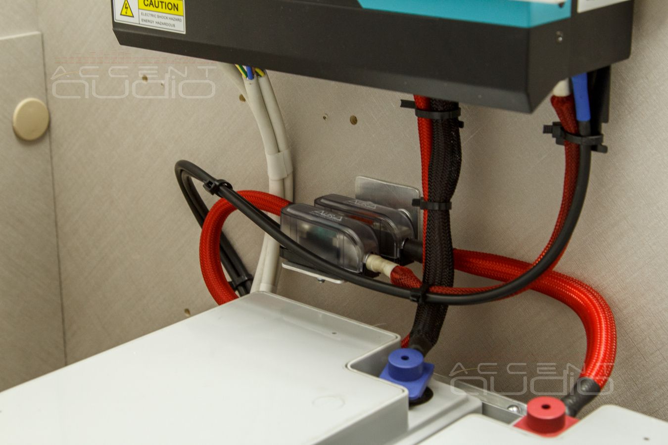 Мощь зеленой энергетики в автодоме Hymer на базе Mercedes Sprinter