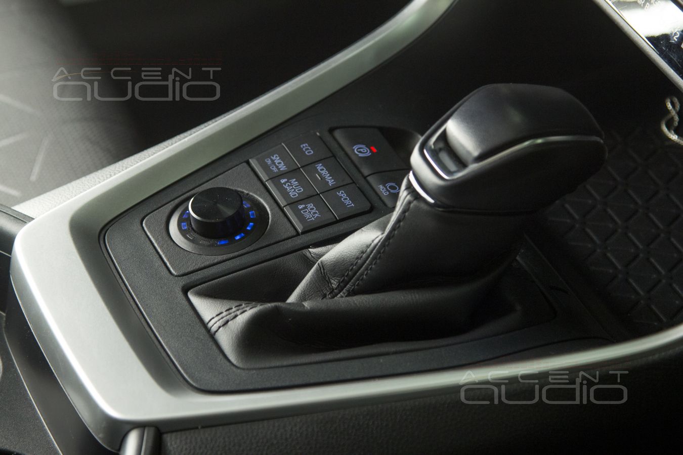 Звучание, настройка, управление аудиофильской SQ системой в Toyota Rav4