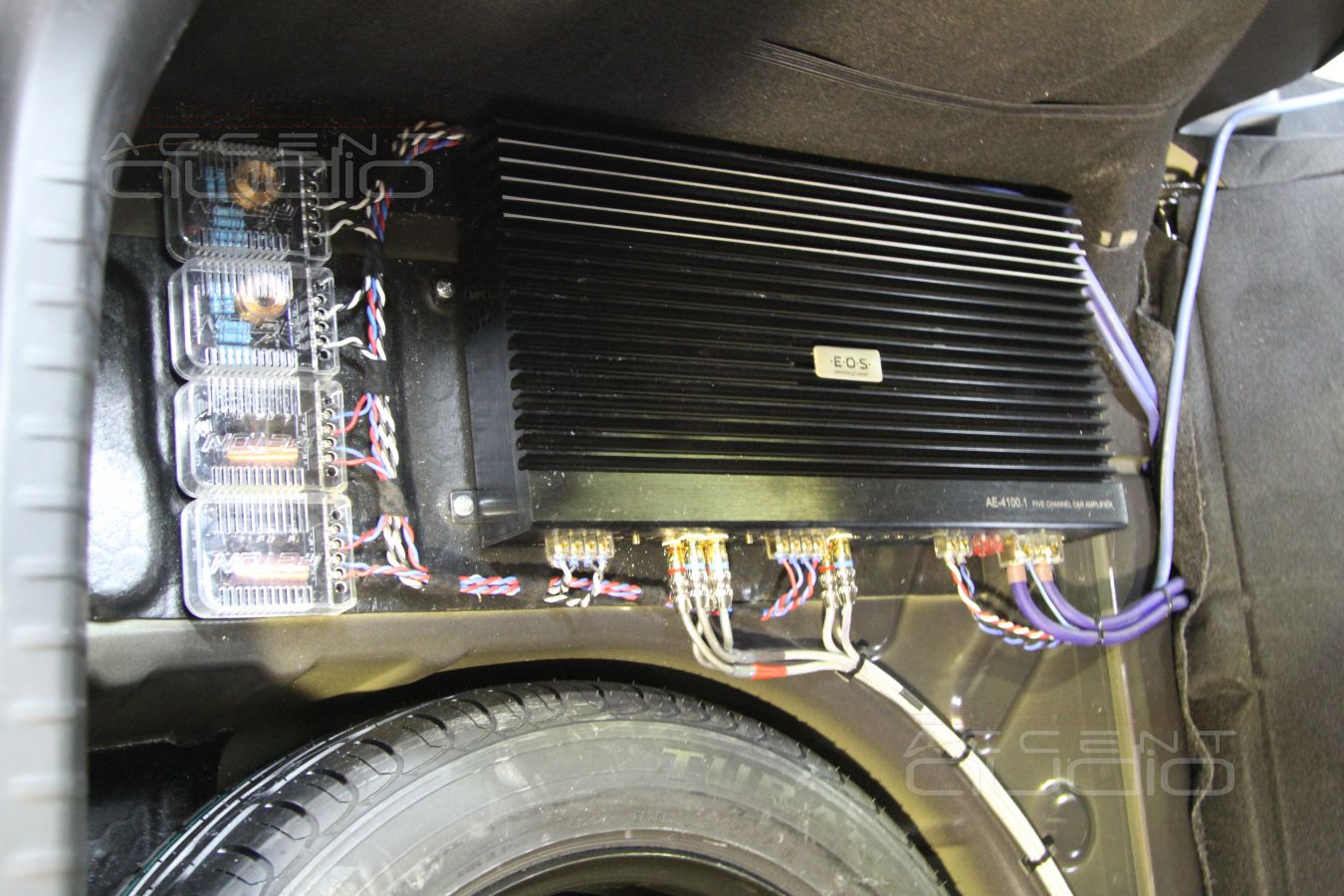 Если нет треугольничков: размещение твитеров на стойках лобового стекла