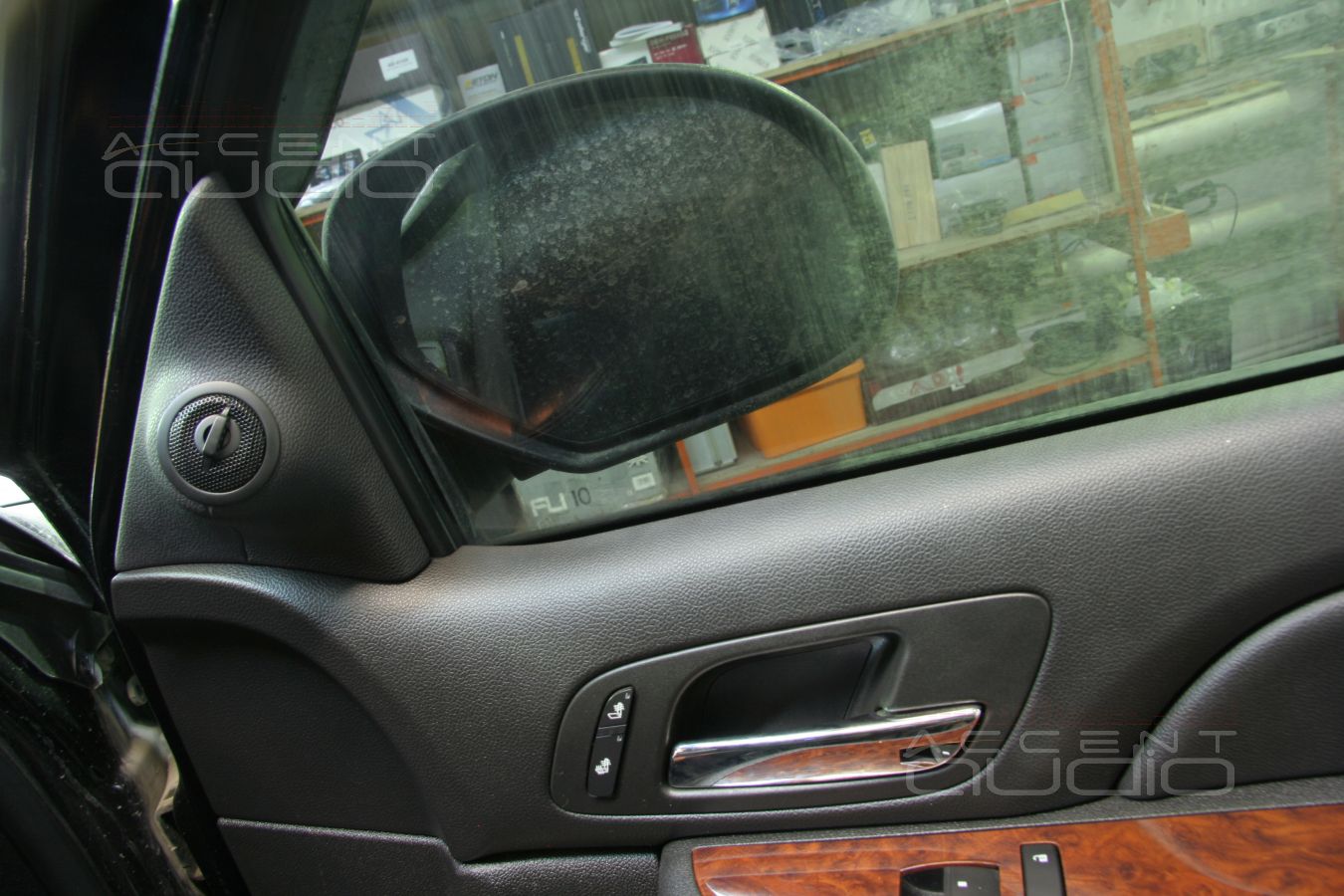 Установка динамиков Boston Acoustics в Chevrolet Tahoe