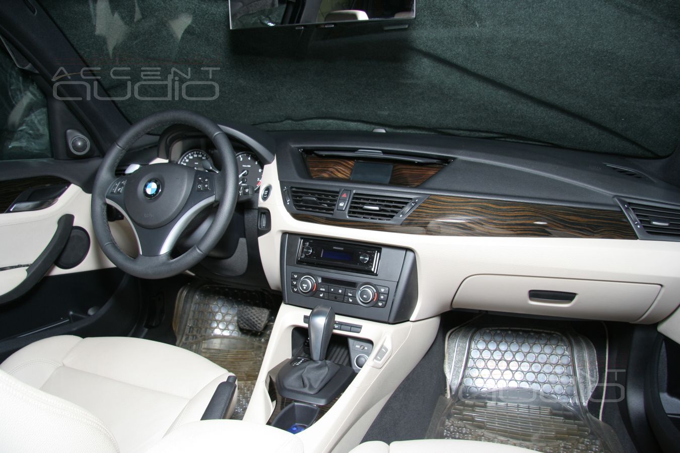 Интеграция навигатора в BMW X1