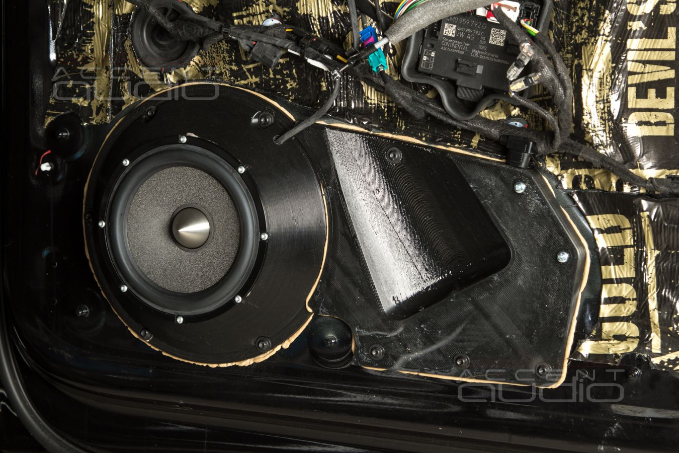 Update 2023: новая технология правильного монтажа мидбасовых динамиков в Audi Q7\Q8