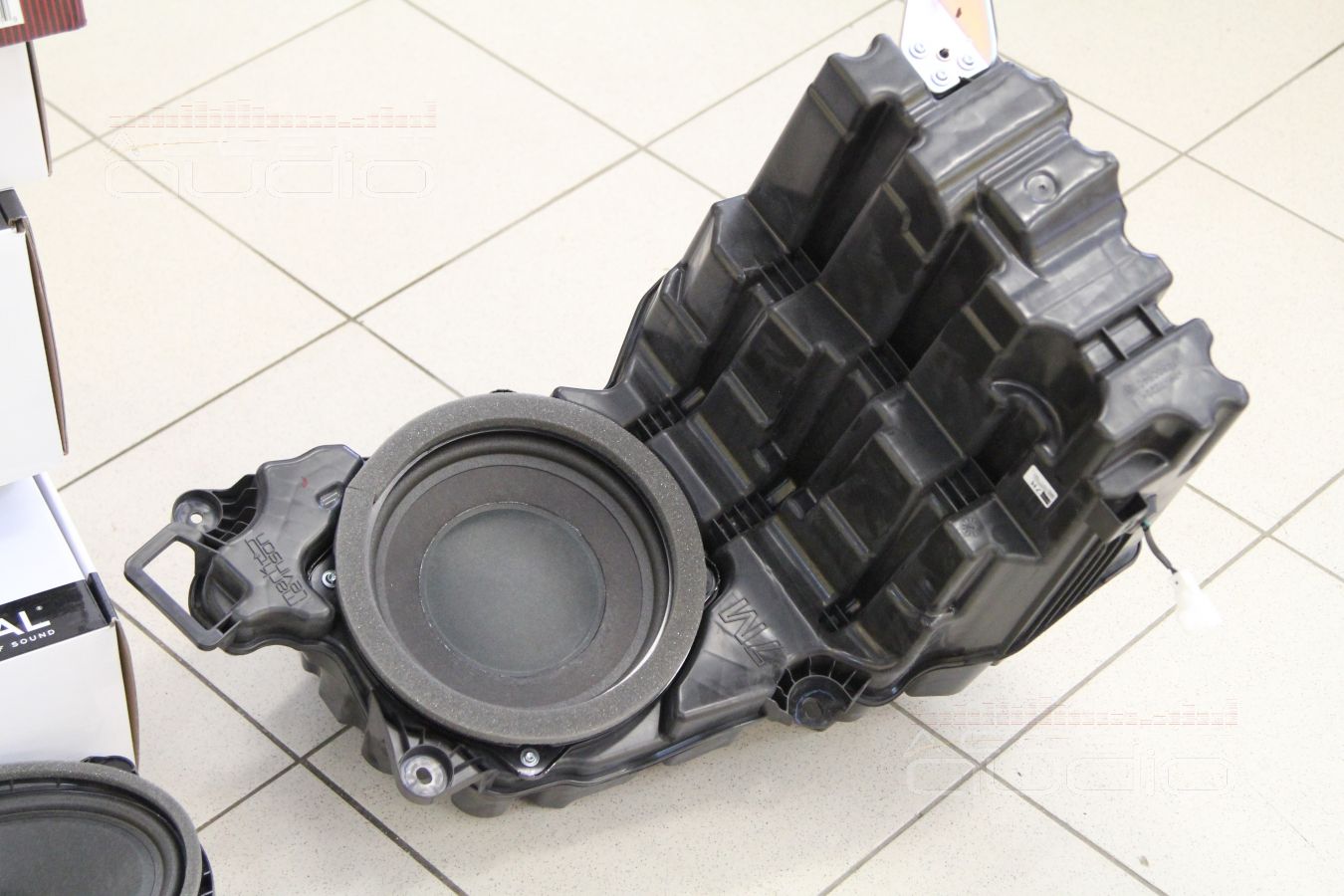 Как это устроено штатно в Lexus RX350