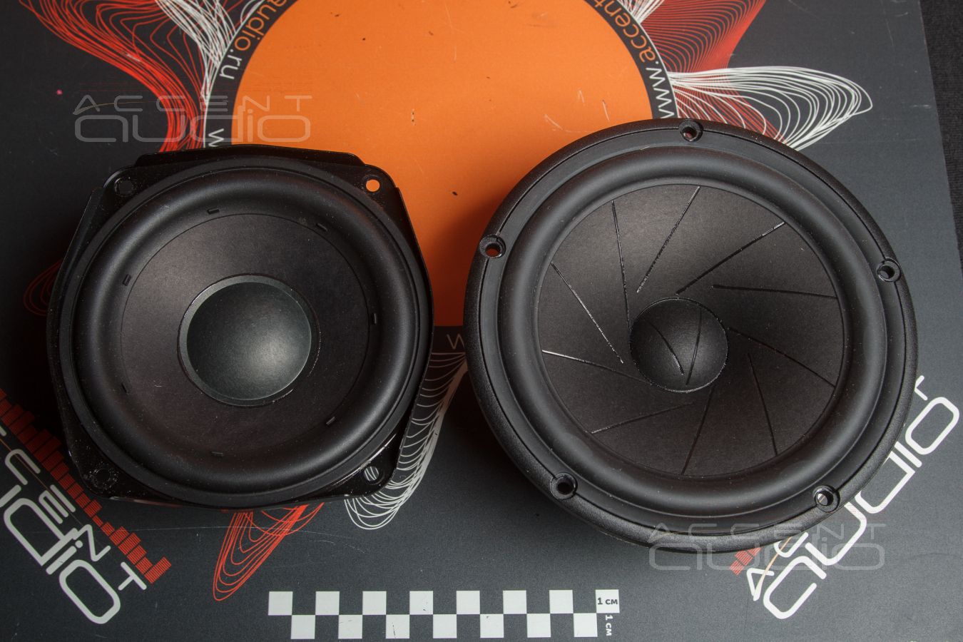 Выбор и установка новых мидбасовых динамиков в фазоинверторные ящики Audi SQ7