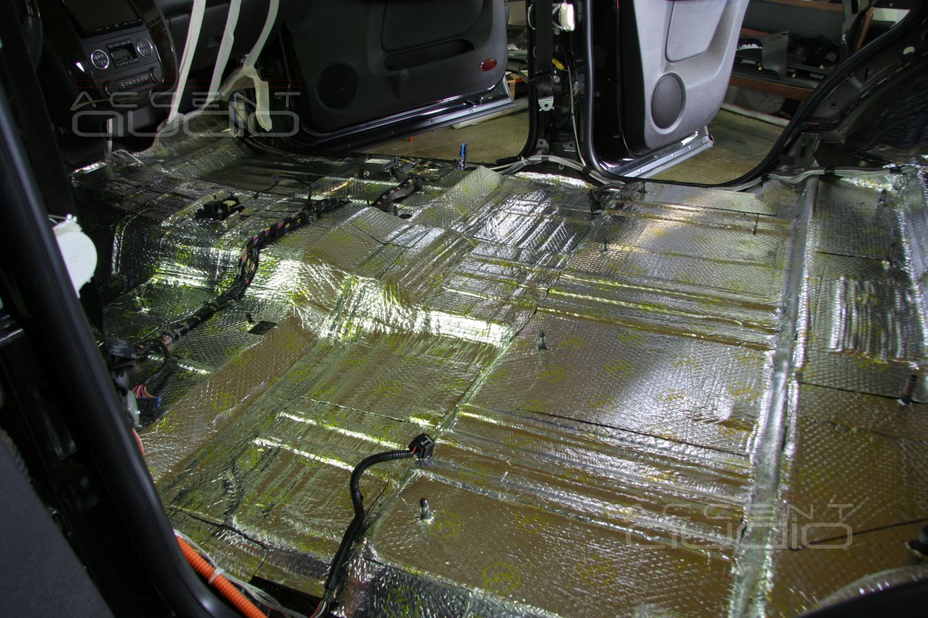 Шумоизоляция и аудиоподготовка Chevrolet Tahoe