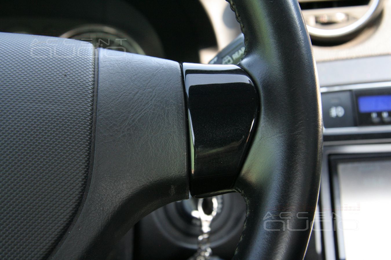 Любителям стильно-черного: Hyundai Coupe Black