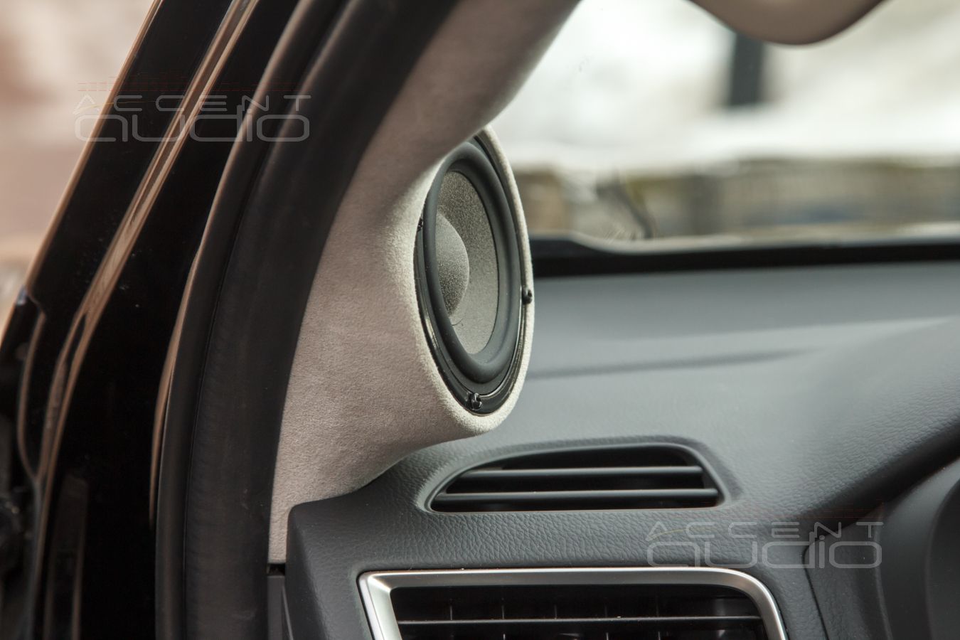 Подиумы под СЧ и подиумы по ВЧ – две разные детали: правильное размещение