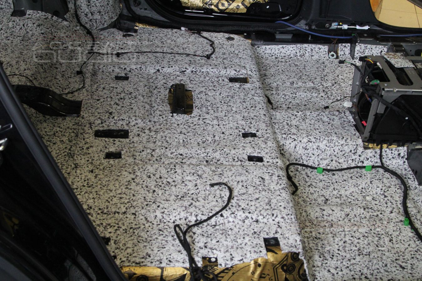 Коротко о шумоизоляции Volkswagen Teramont