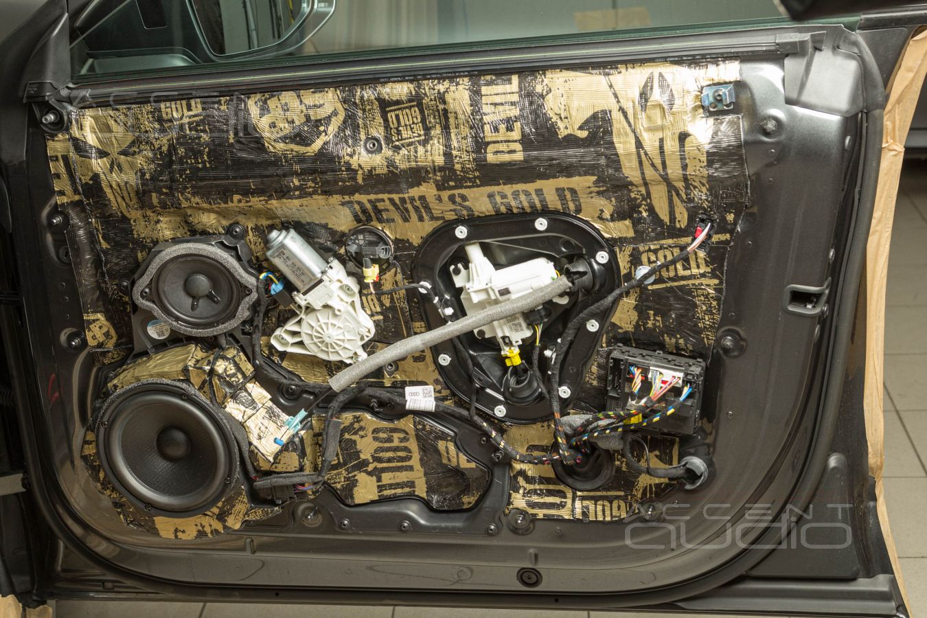 Играющие двери Audi A7 – реально и без сложностей