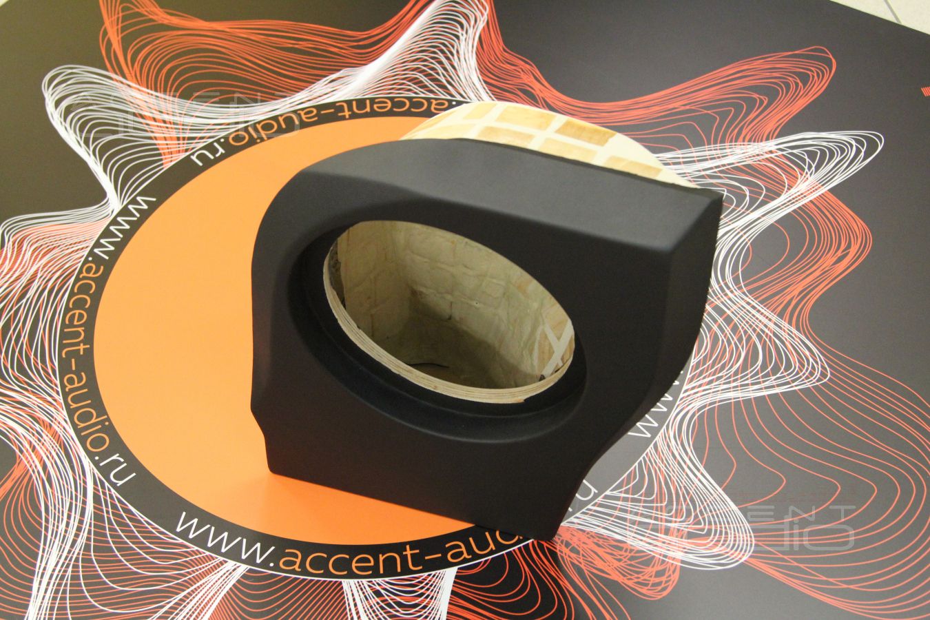 Сабвуфер-стелс – не искусство, а просто деталь автомобиля