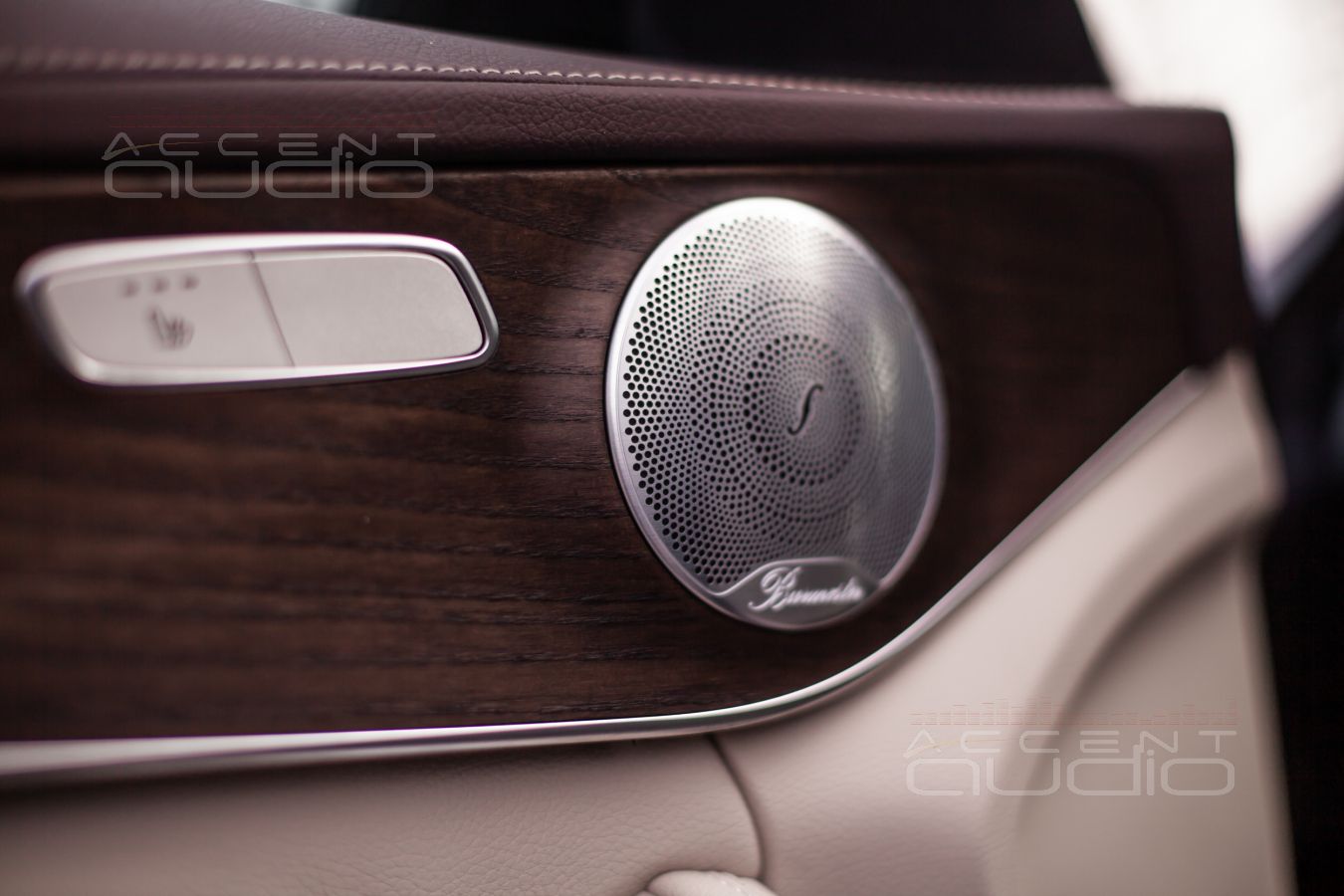 Теперь звук, теперь это действительно Mercedes-Benz !