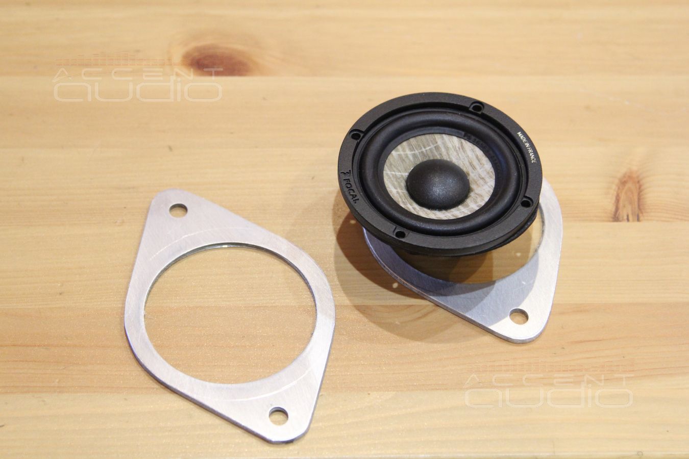 Среднечастотники: Установка фронтальной акустики Focal Performance PS165F3 в Lexus RX350 