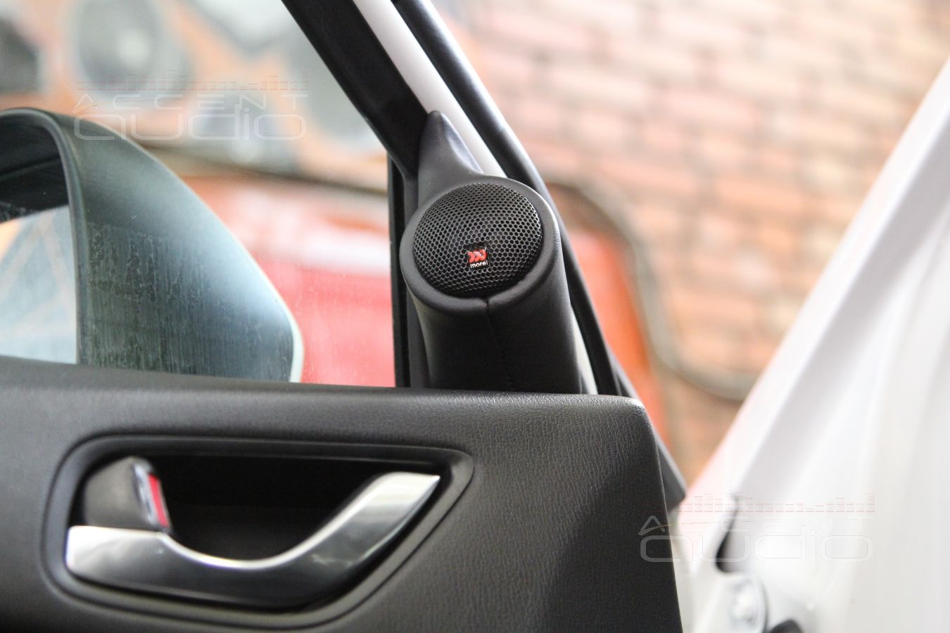 Подиумы под твитеры Mazda CX5