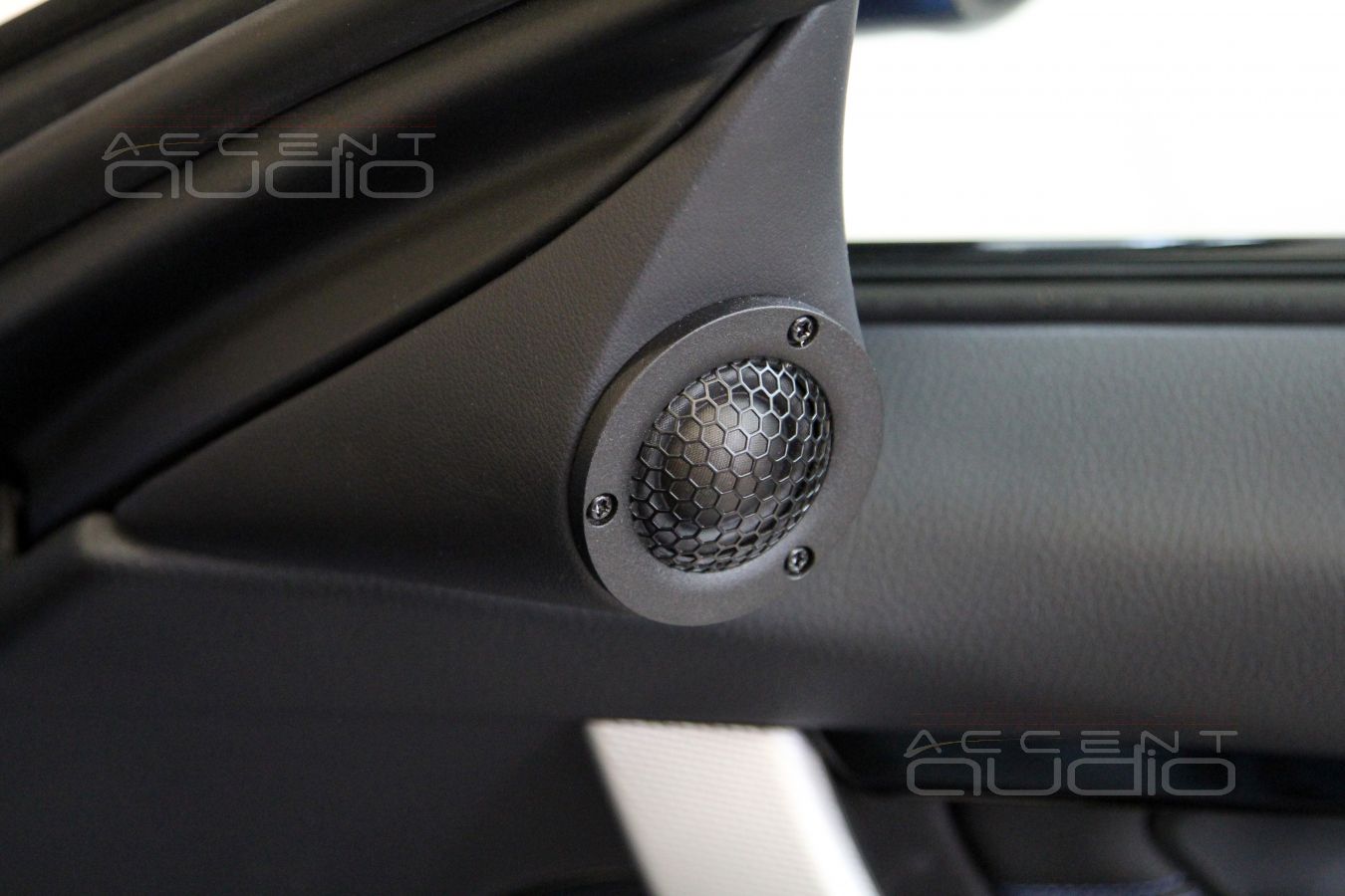 Установка пищалок (твитеров) ScanSpeak D3004\602000