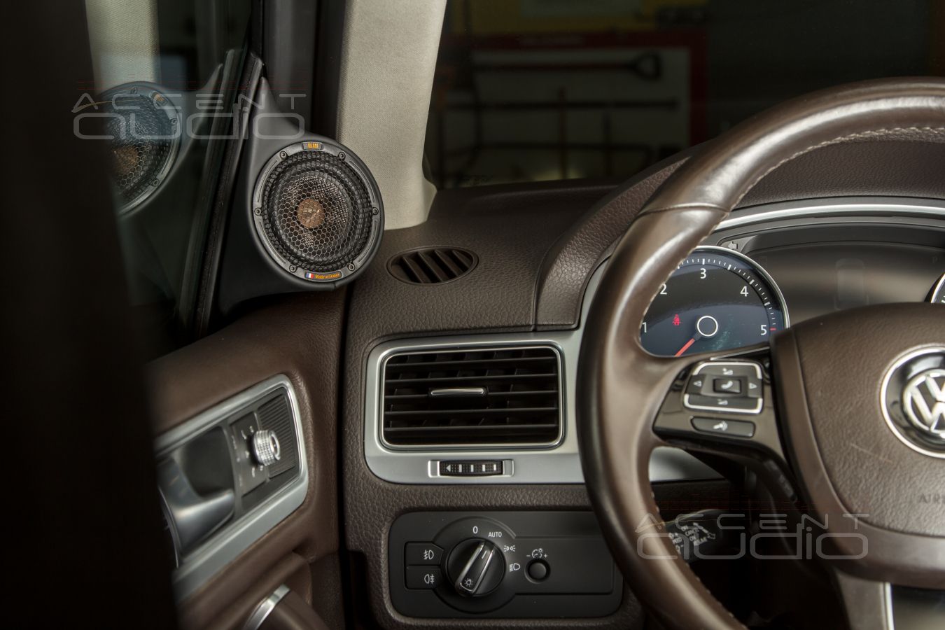 Update 2023: а что, если очень хочется трехполоску ?