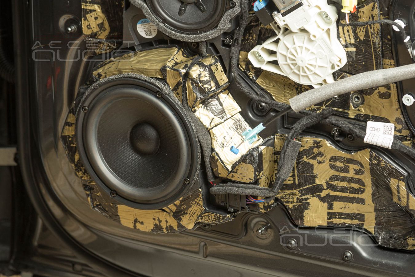 Играющие двери Audi A7 – реально и без сложностей