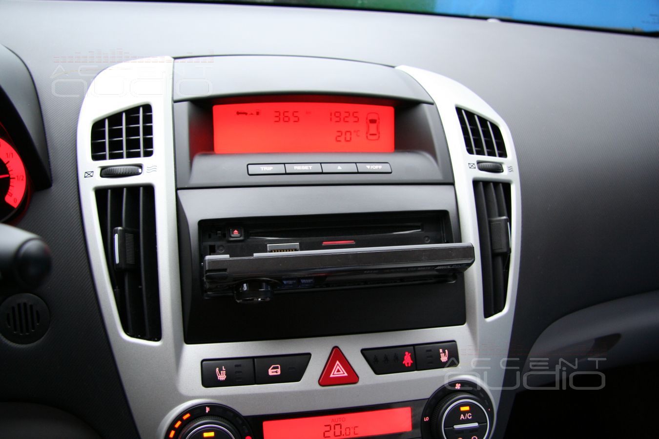 Разные Ceed-ы - один рестайл. Работаем с Kia Ceed New