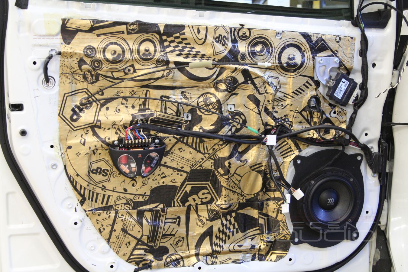 Выбор и установка акустики для Pioneer AVH-Z5000B