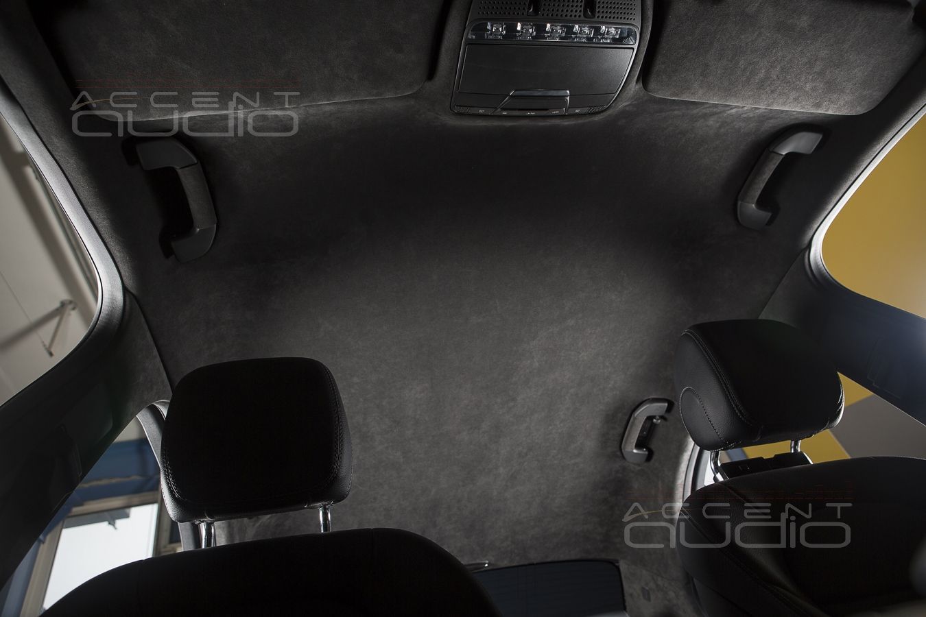 Перетяжка потолка Mercedes-Benz C-Class W205 в алькантару