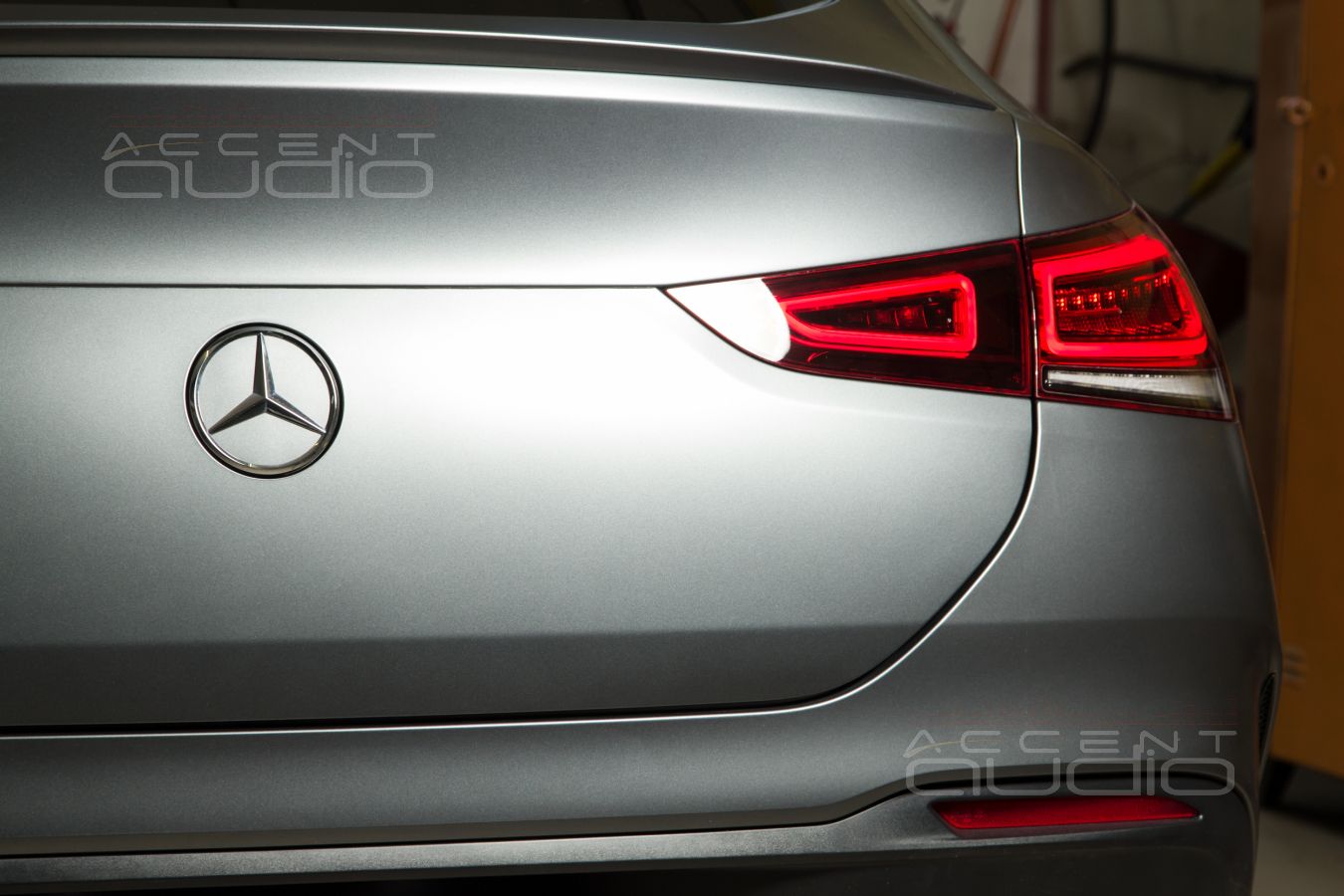 2023 Update: другой сабвуфер, но в том же стиле для Mercedes GLE Coupe