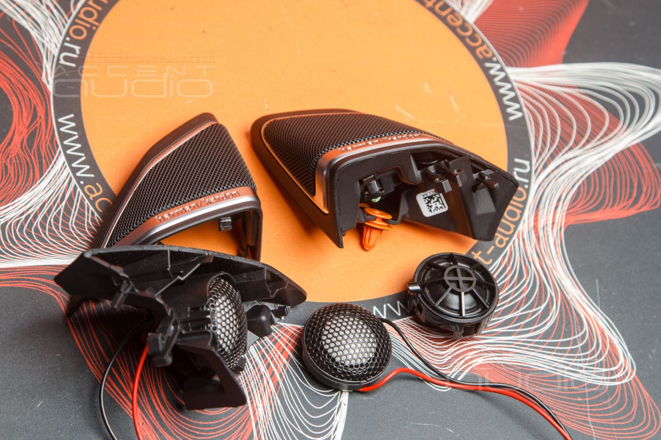 Штатное размещение: НЕ Harman, но Eton – новые твитеры в MB CLS