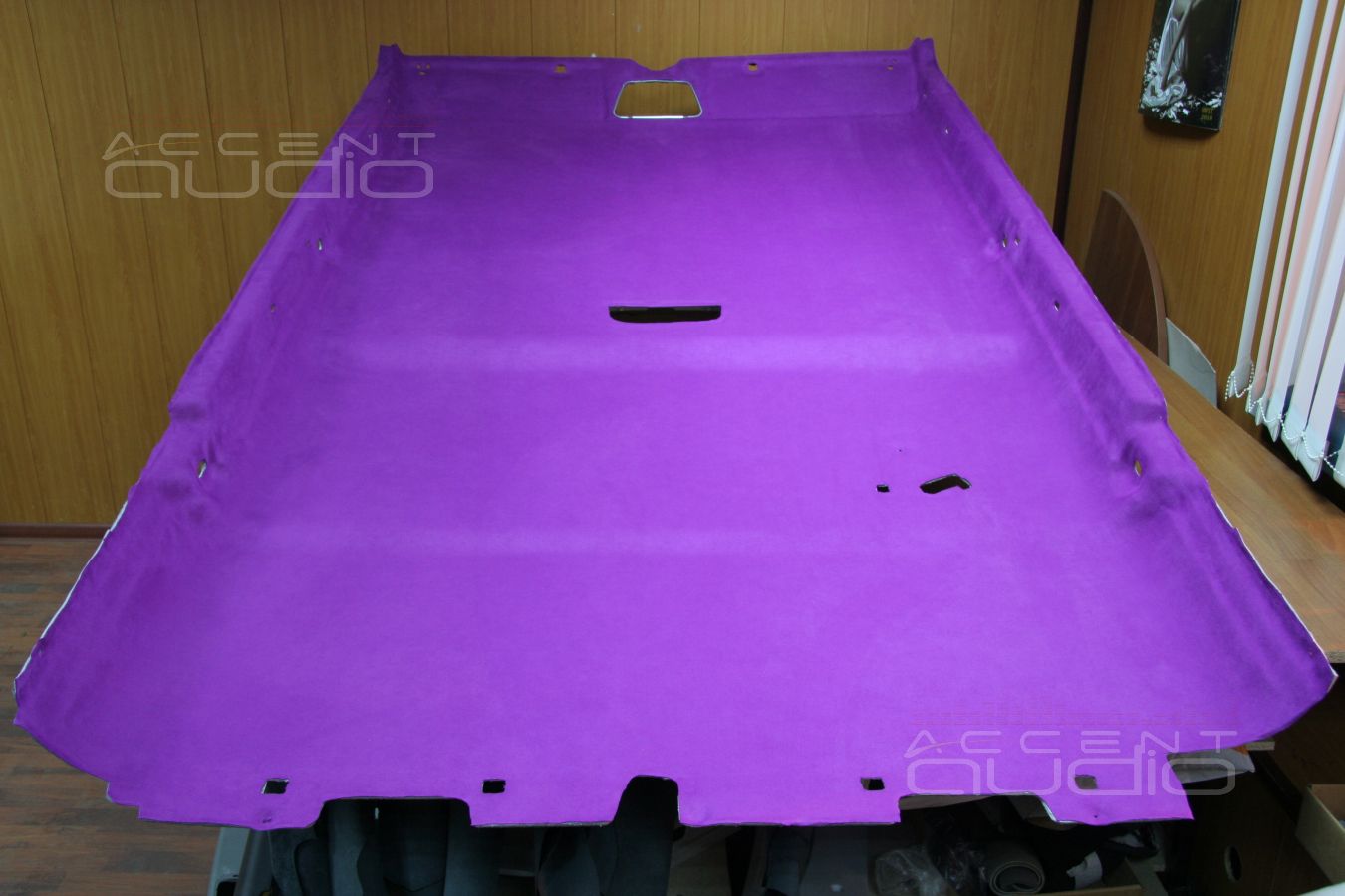 Розовый хамелеон: меняем интерьер для Mercedes Gelandewagen