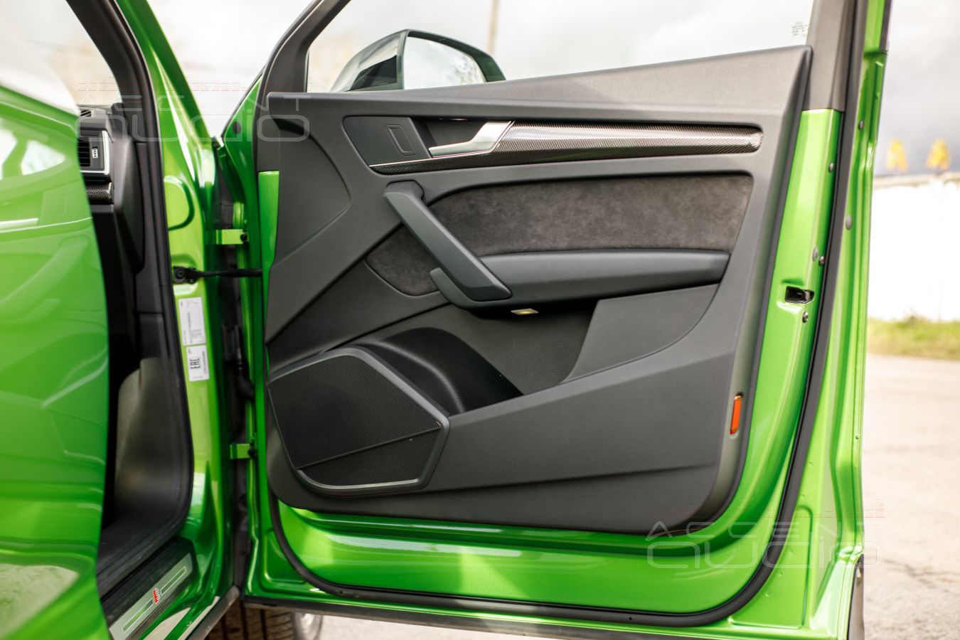 Аудиоподготовка дверей и установка SOAudio SO 165/38 в новой Audi Q5 ll