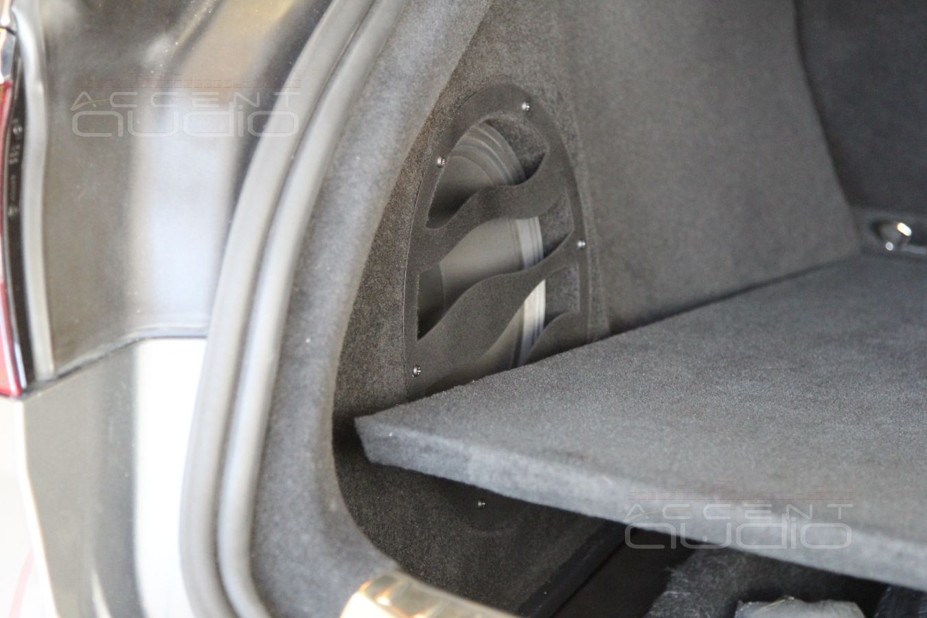 Сабвуфер стелс в Mercedes-Benz GLE Coupe