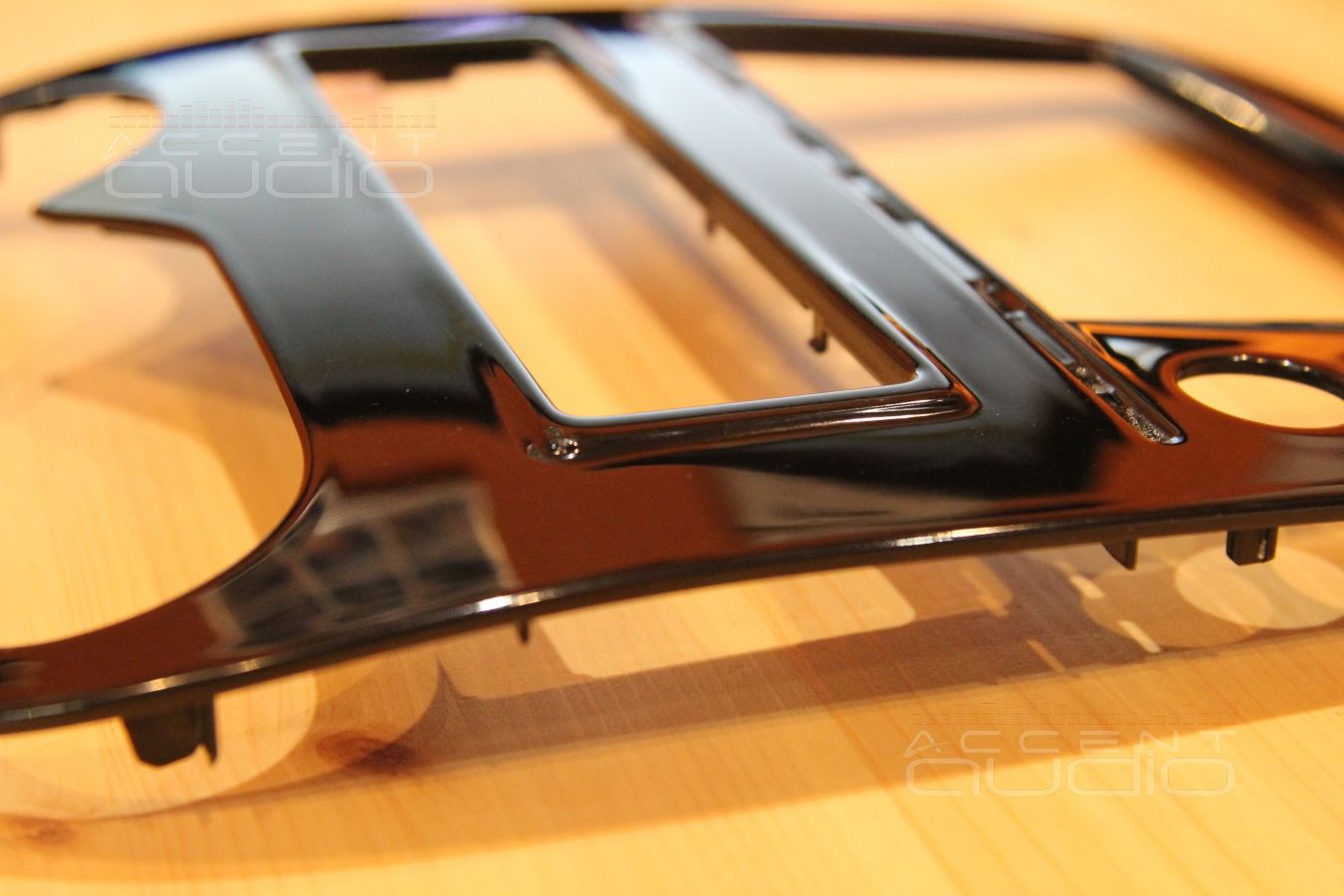 Установка магнитолы Pioneer DEH-P99RS в Renault Clio RS Sport