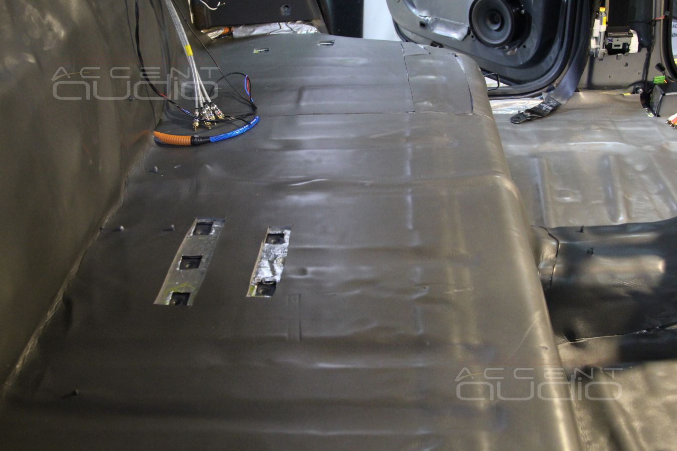 Шумоизоляция Volkswagen Amarok