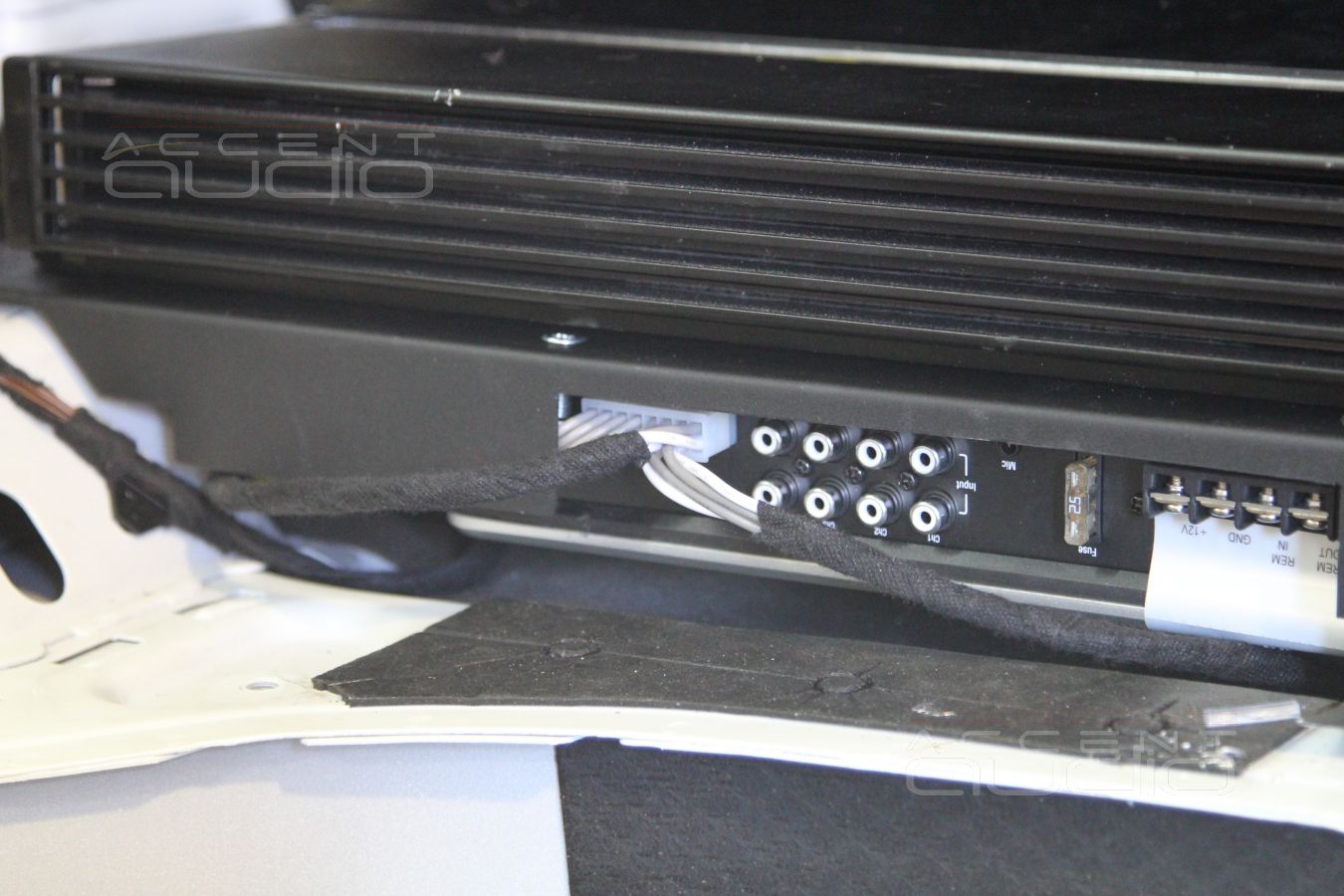 Mercedes GLK и Цифровой процессор JBL ms-8: новое решение