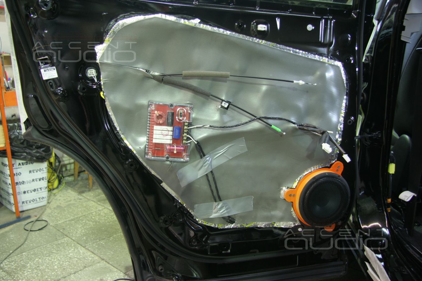 Шумоизоляция и аудиоподготовка Toyota Highlander