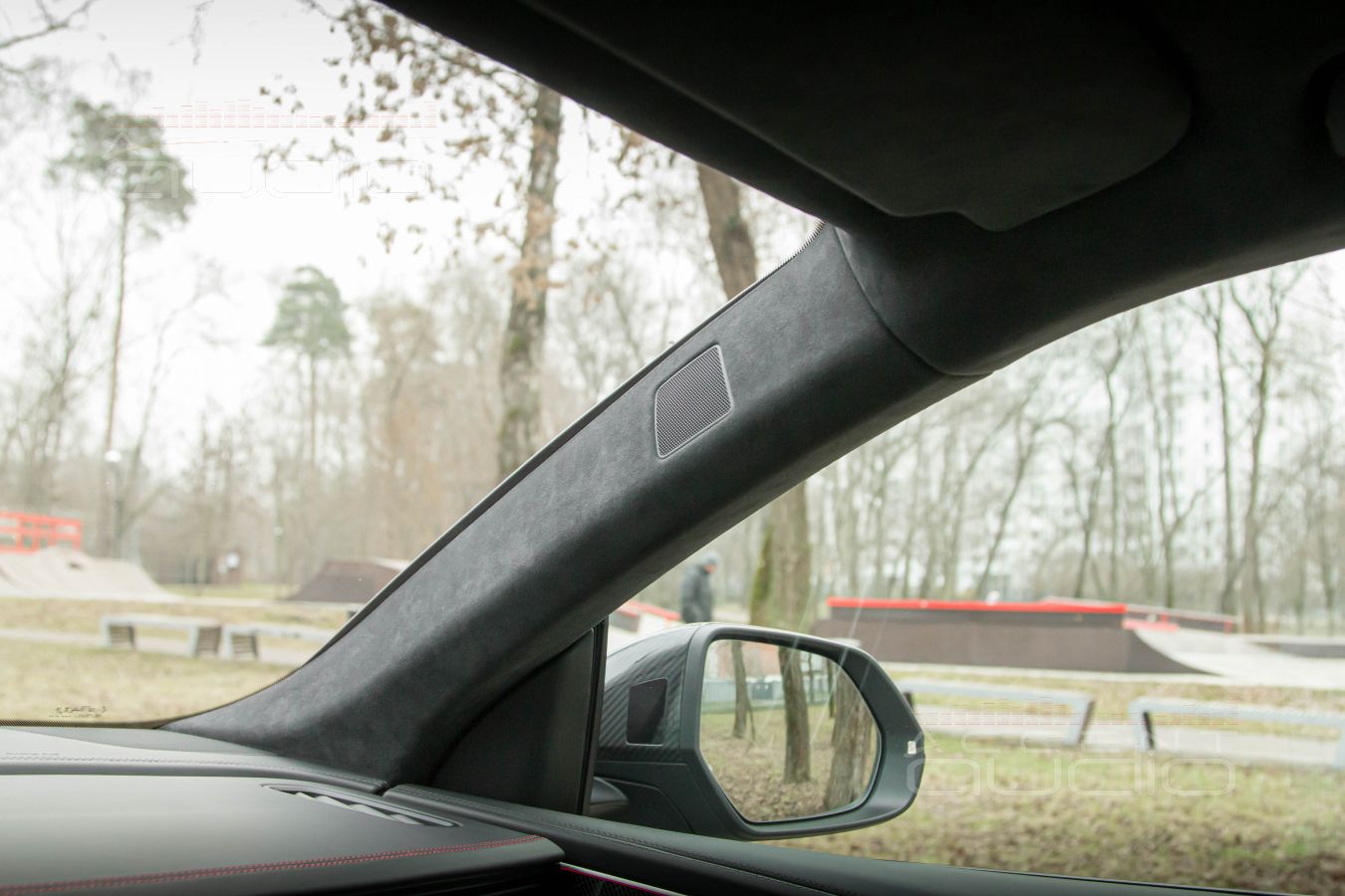 Величие среднечастотных Brax ML3 штатно в нештатных местах Audi SQ8