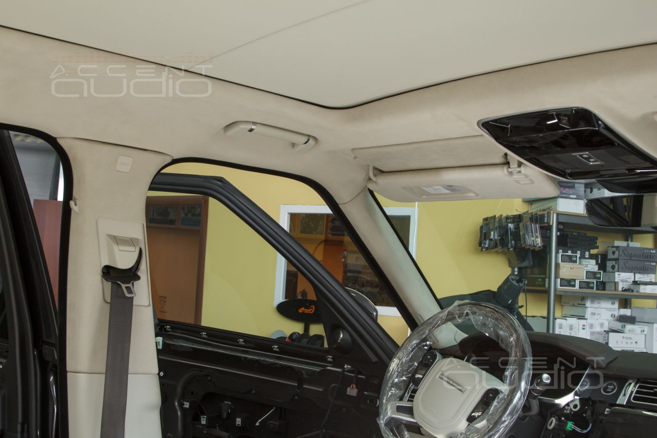 Крыша в алькантару – это же Range Rover !