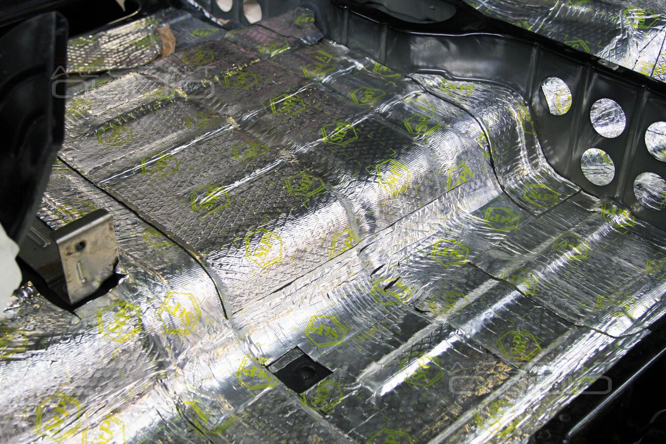 Шумоизоляция пола ( в фотографиях )