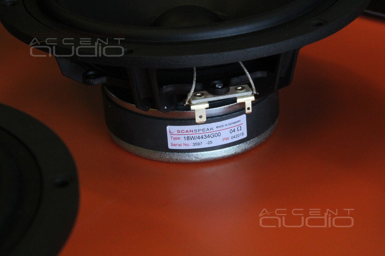 О том, как дизайн RangeRover Sport победил ScanSpeak 