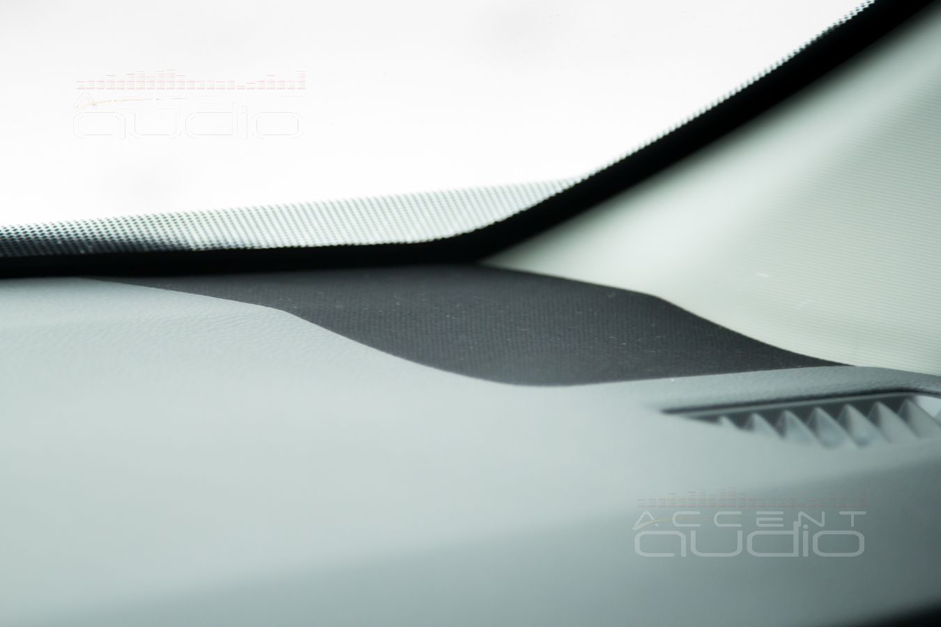 Монтаж среднечастотных Brax ML3 штатно, но правильно в Toyota RAV4