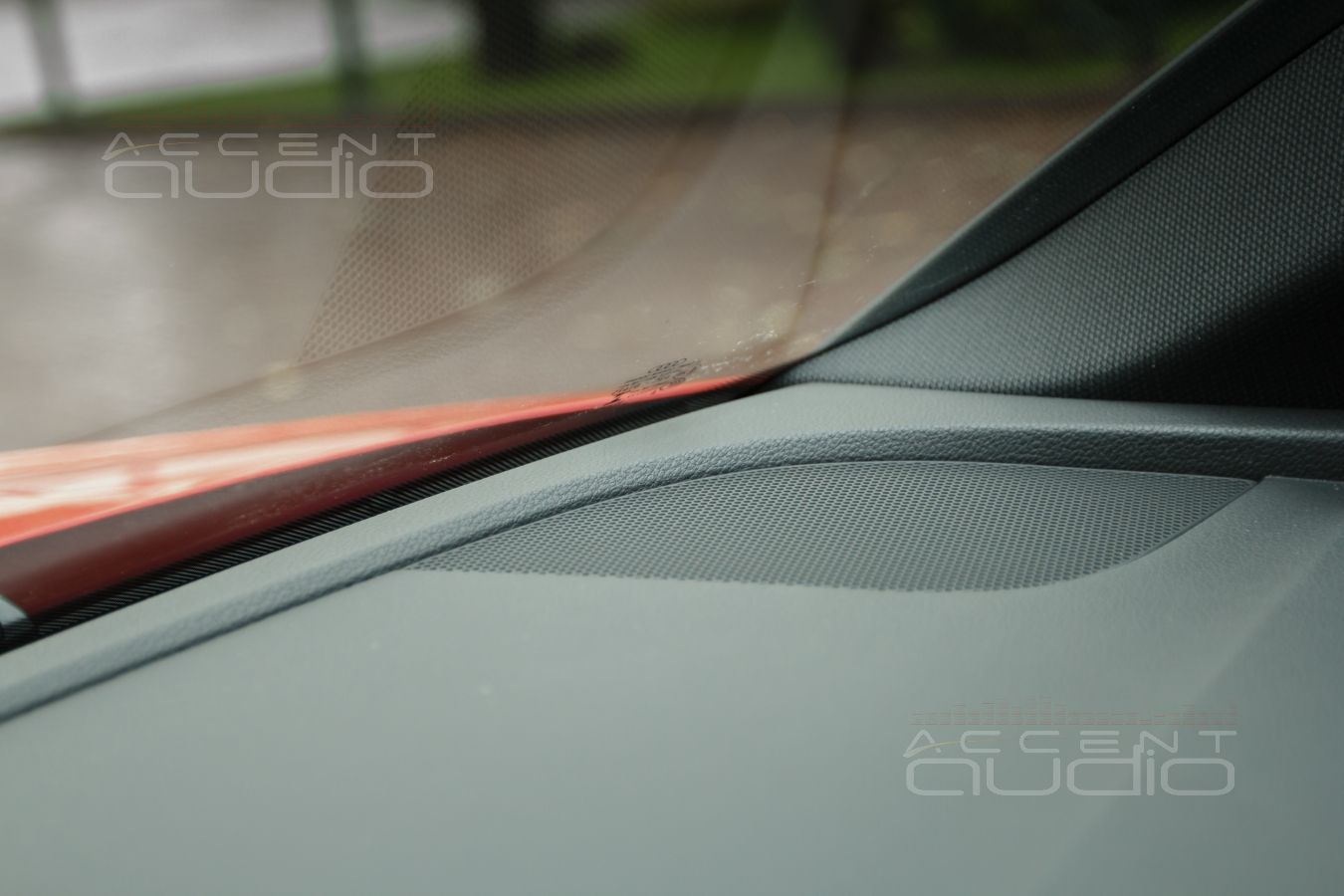 Среднечастотные динамики Blam LFR50 вместо штатных пищалок в Audi A4 Avant 2021