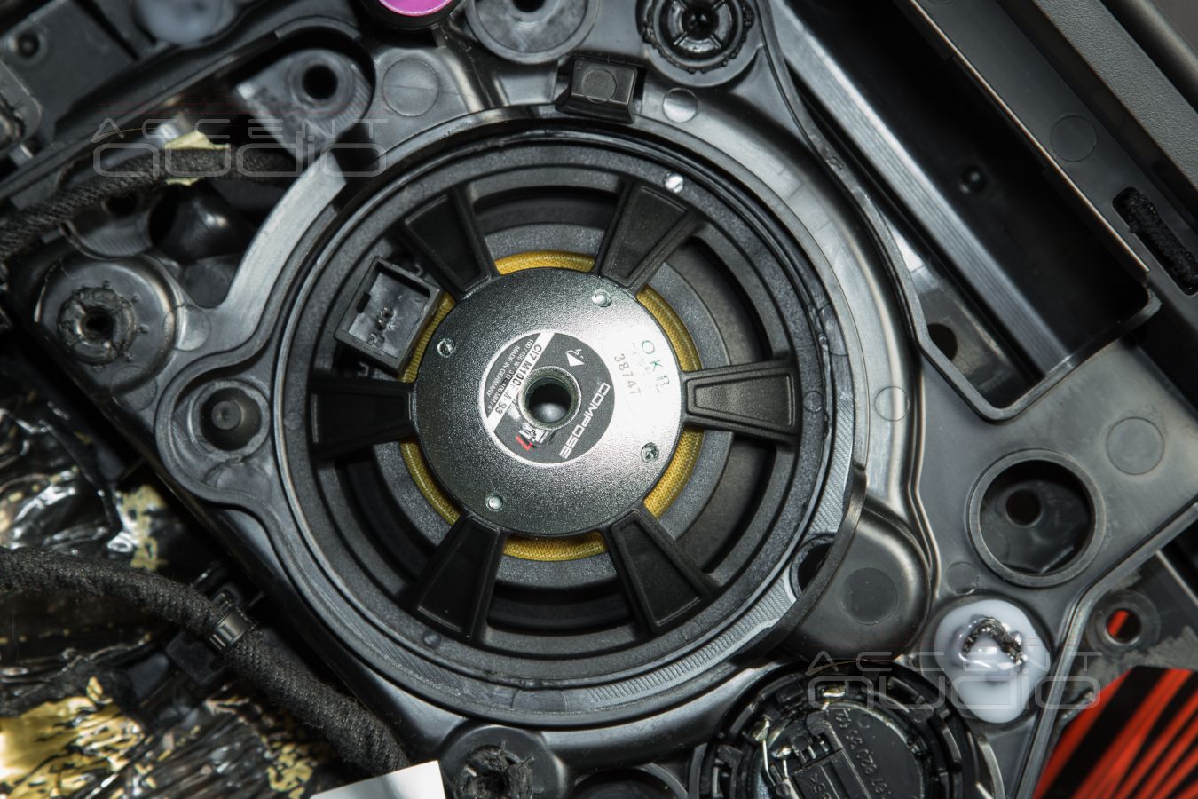 Простая установка среднечастотных Helix Ci7 M100FM-S3 и их отменная эффективность