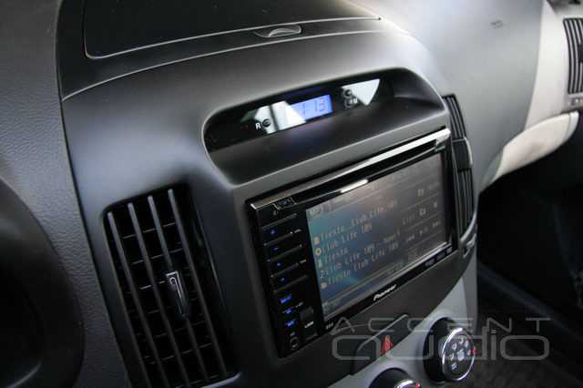 Hyundai Elantra NEW Pioneer AVH-P3100DVD. Мультимедиа бесплатно....