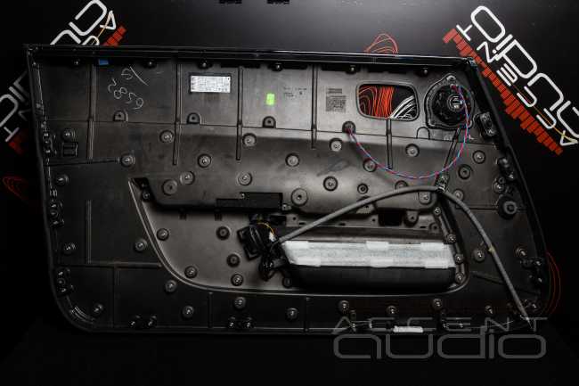 Роскошная новая аудиосистема для Rolls Royce Wraith 