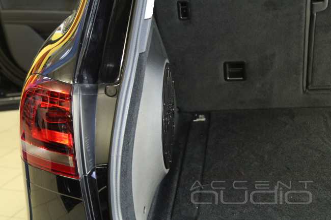 Volkswagen Touareg NF: необходимо и достаточно. Модернизация аудиосистемы.