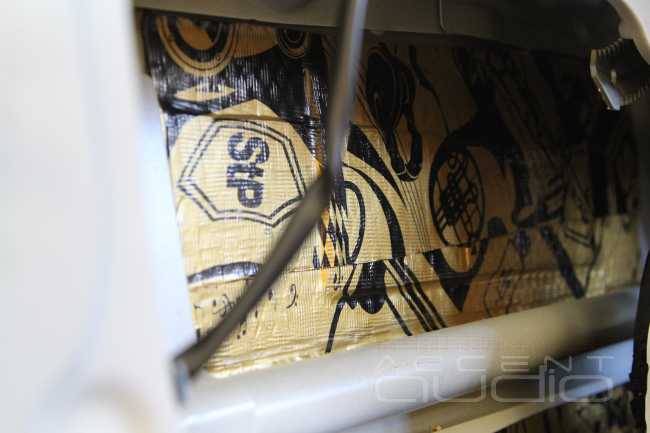 Модернизация звука, шумоизоляция и черный потолок из алькантары для Mitsubishi Outlander